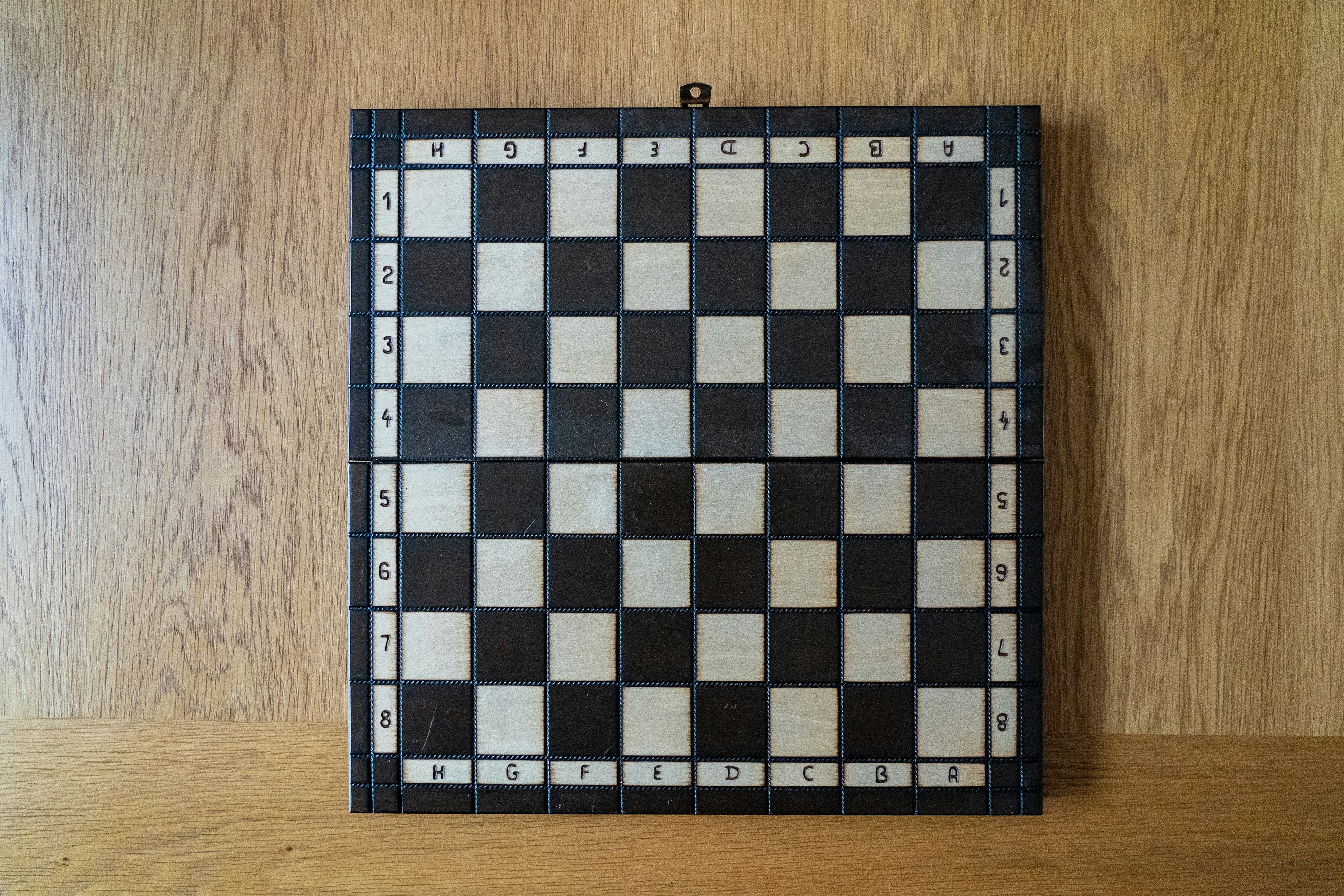 Othello game board